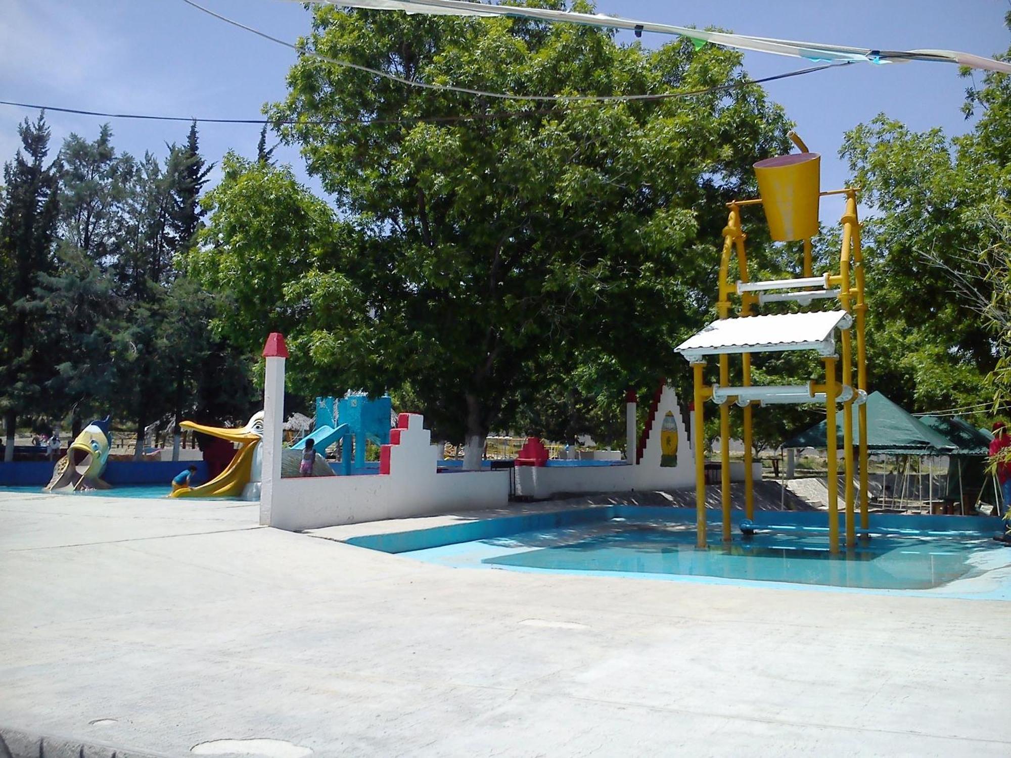 La Ilusion Hotel Campestre Y Balneario Parras de la Fuente Exterior foto