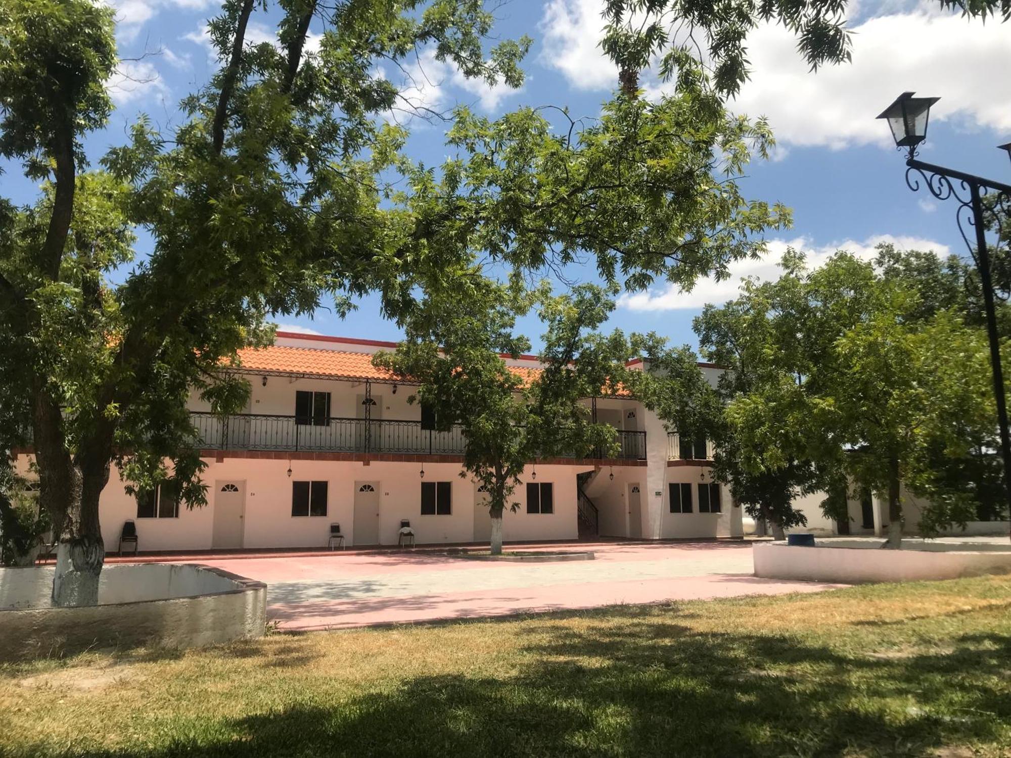 La Ilusion Hotel Campestre Y Balneario Parras de la Fuente Exterior foto