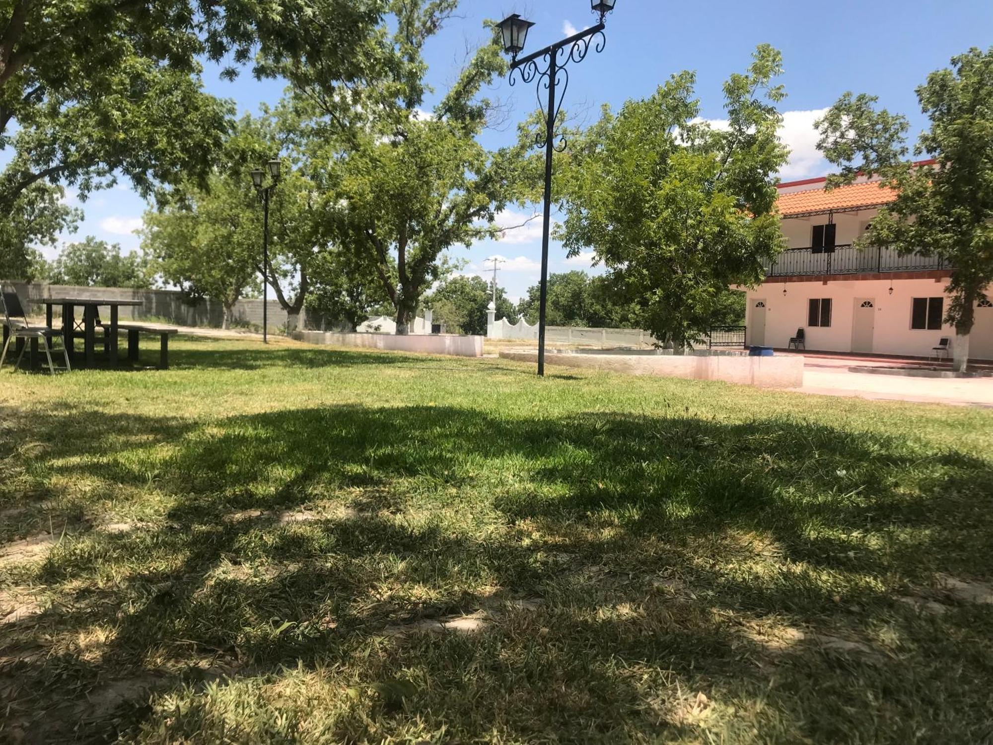 La Ilusion Hotel Campestre Y Balneario Parras de la Fuente Exterior foto